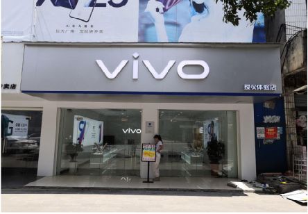富县}做一个门店面广告招牌需要多少钱？
